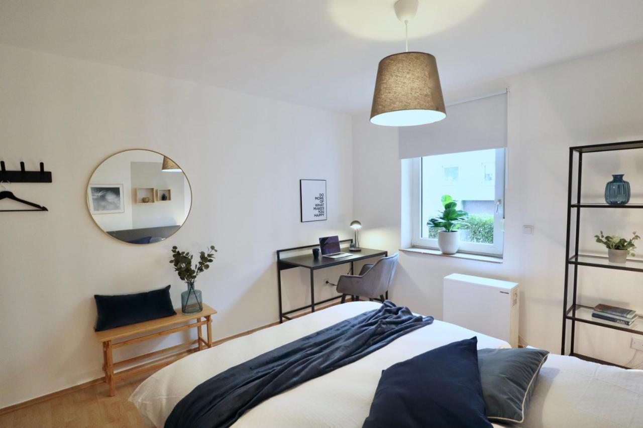 Sapphire Apartment: Free Parking + Netflix + Bathtub Эссен Экстерьер фото