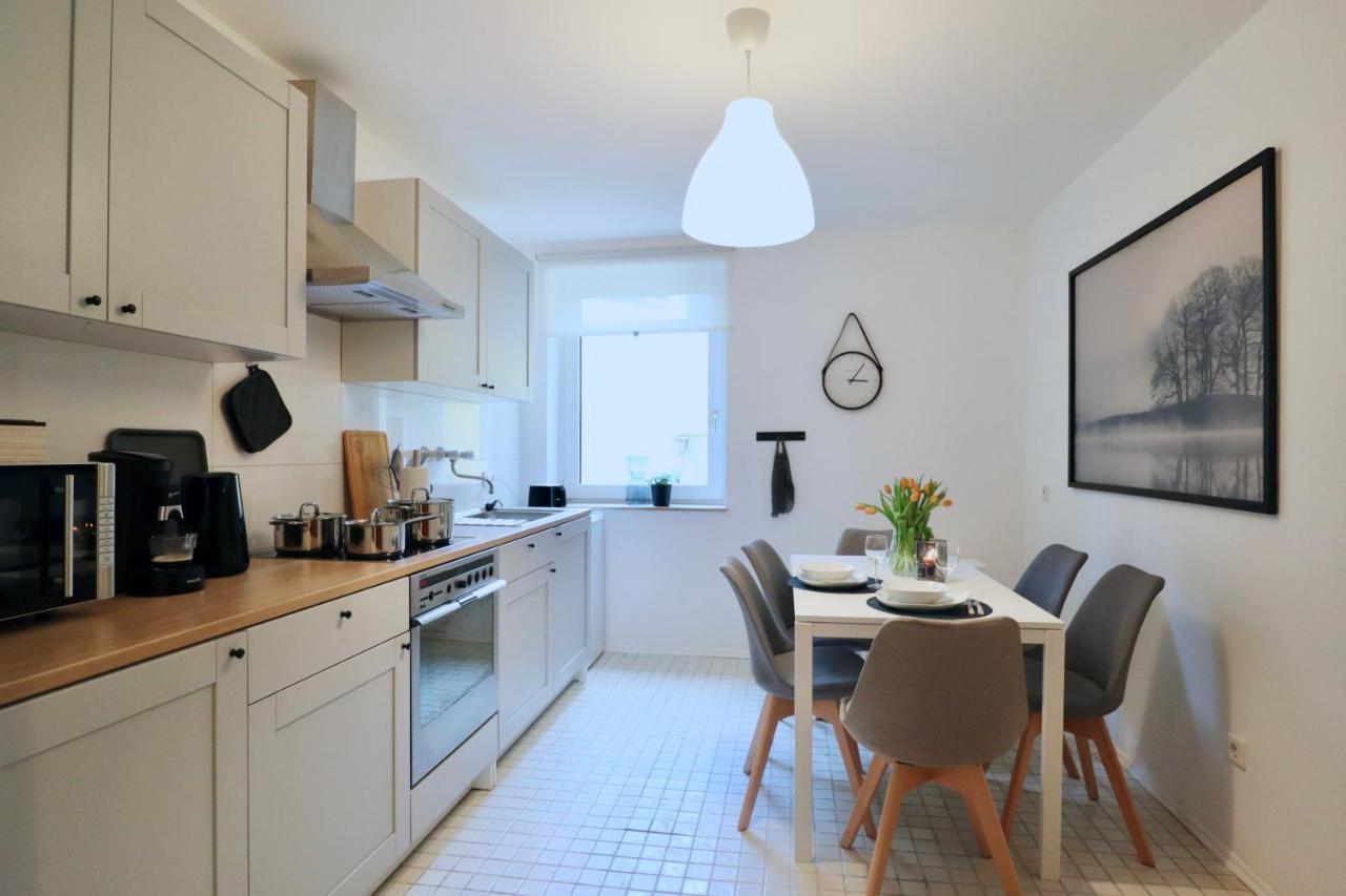 Sapphire Apartment: Free Parking + Netflix + Bathtub Эссен Экстерьер фото