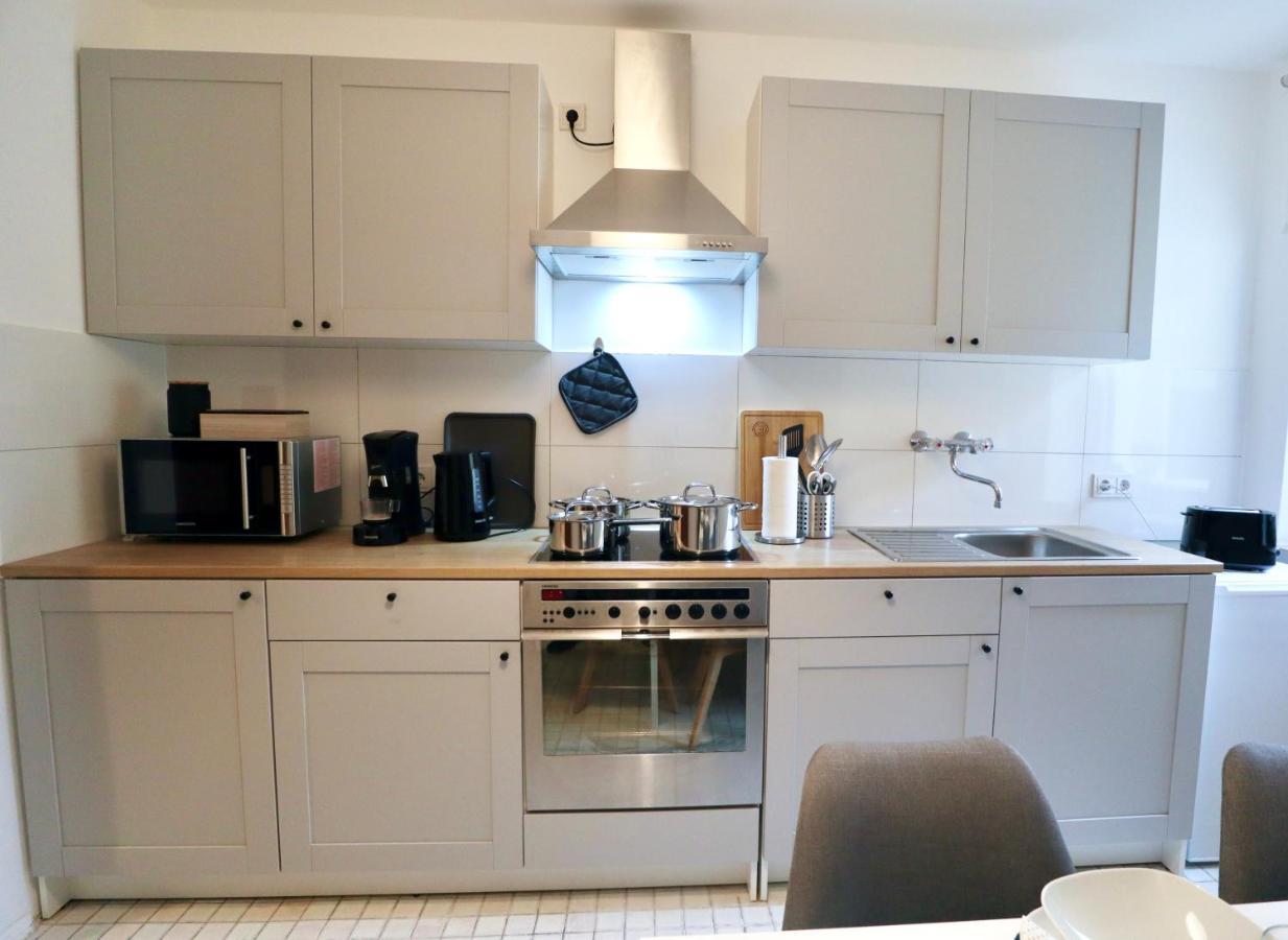 Sapphire Apartment: Free Parking + Netflix + Bathtub Эссен Экстерьер фото