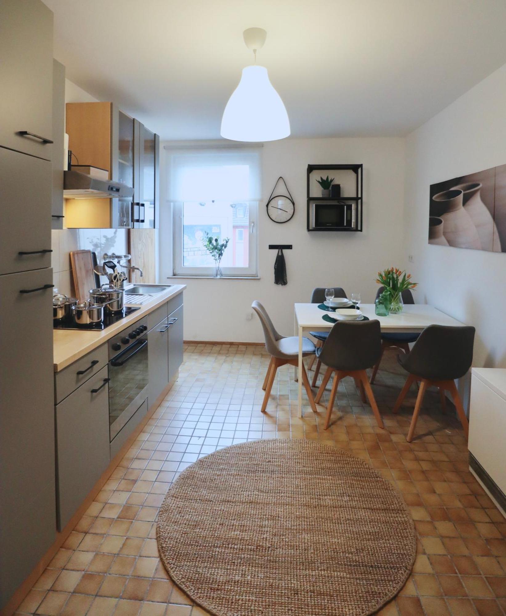 Sapphire Apartment: Free Parking + Netflix + Bathtub Эссен Экстерьер фото