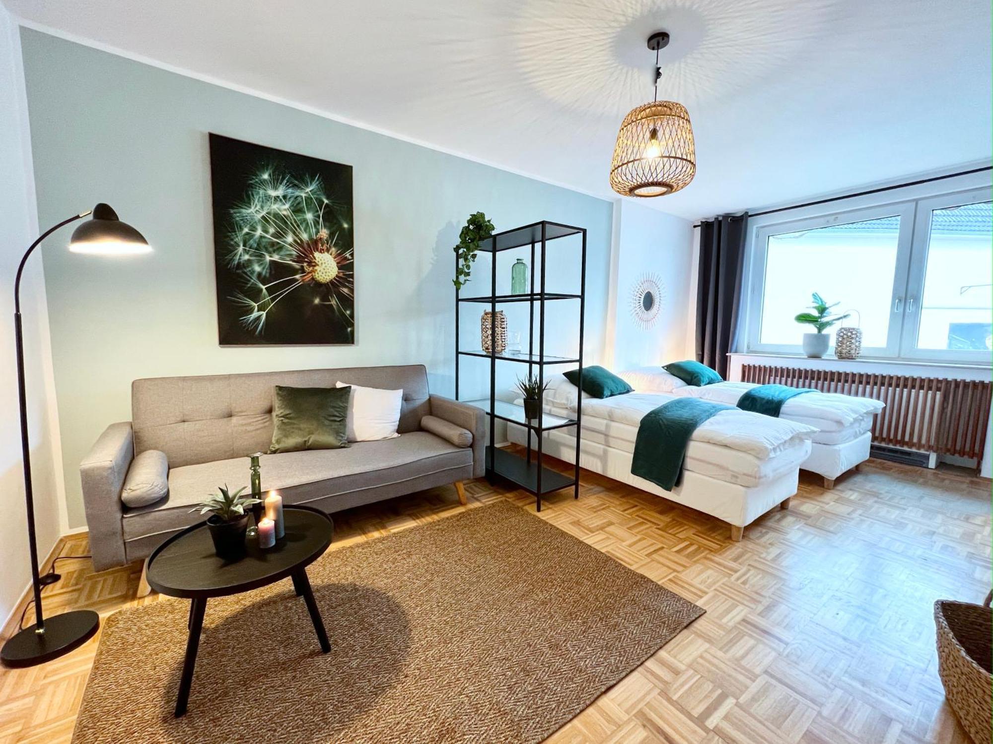 Sapphire Apartment: Free Parking + Netflix + Bathtub Эссен Экстерьер фото